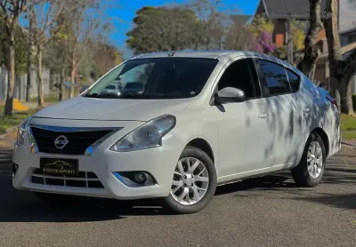 Nissan versa 16sv cvt 2020