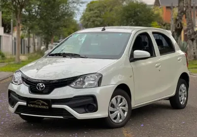 Toyota etios hb x 2020