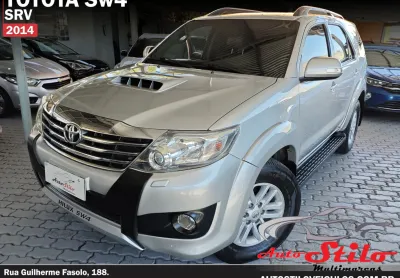 Toyota hilux sw4 srv 3.0 turbo diesel. tração 4x4. 7 lugares.