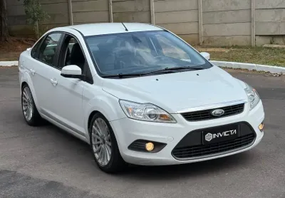 Ford focus 2.0 glx sedan manual (em excelente estado de conservação)