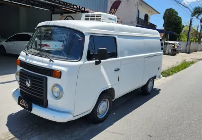 Kombi furgão 1.4 flex - com interclima e isolamento