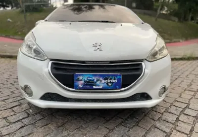 Peugeot 208 2015 1.6 griffe 16v flex 4p automático