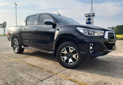 Toyota hilux srx 2.8 16v turbo diesel 4x4 50th - 2019