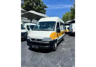 Fiat ducato 2015 2.3 minibus teto alto 8v turbo diesel 3p manual