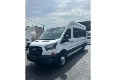 Ford transit 2026 2.0 ecoblue diesel minibus 17+1 l4h3 automático