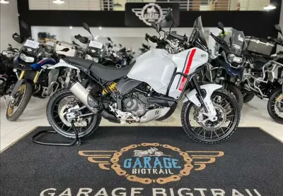 Ducati desert x  - 2022/2023