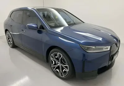 Ix 40 xdrive elétrica