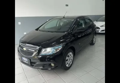 Chevrolet onix hatch lt 1.4 8v flexpower 5p mec.