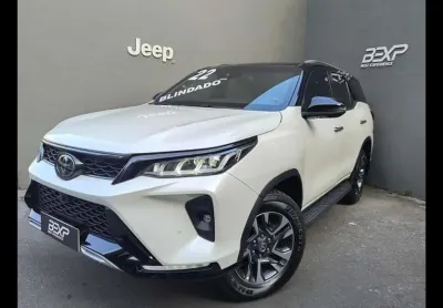 Toyota hilux sw4 2.8 d-4d turbo diamond 7l 4x4 - 2022/2022