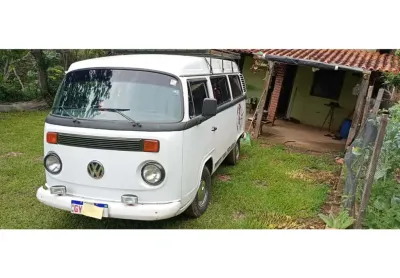 Volkswagen kombi 2000 1.6 mi std 8v gasolina 3p manual