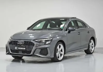 Audi a3 sedan s-line 2.0 tfsi  s-tron.(híb.)
