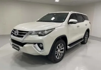 Toyota hilux sw4 sw4 srx 4x4 2.8 tdi 16v dies. aut.