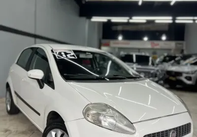 Punto essence 1.6 automático completo 