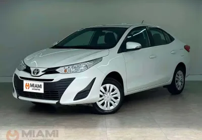 Toyota yaris sedan xl live 1.5 - branca - 2019/2020