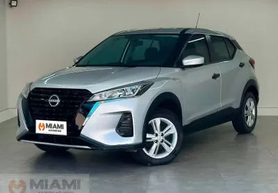 Nissan kicks active 1.6  - prata - 2022/2023