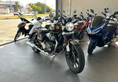 Royal enfield super meteor 650 2025