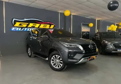 Toyota hilux sw4 2024 2.8 d-4d turbo diesel diamond 7l 4x4 automático