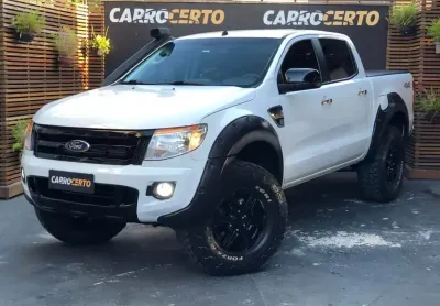 Ford ranger xlt 3.2  4x4 cd diesel aut. 2015  4 pneus novos 35mt    snorkel