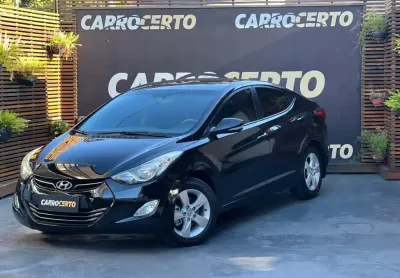 Hyundai elantra gls 2.0  aut. 2014  com teto solar e multimidia