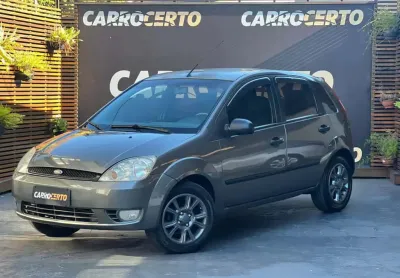 Ford fiesta street/ action 1.0 8v 5p 2004 gasolina