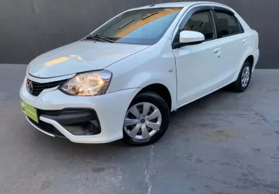 Toyota etios sd xs 15 mt 2018