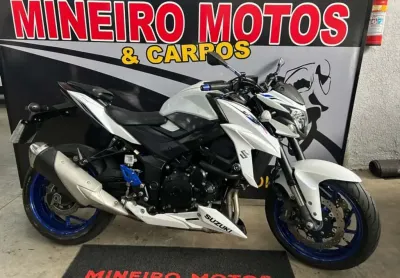 Suzuki gsx s 750 az