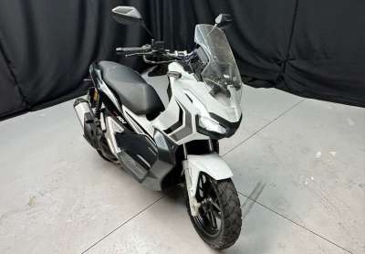Honda adv 150 2021