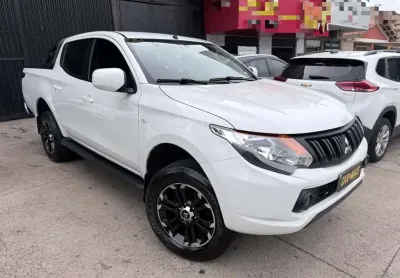 Mitsubishi l200 triton 2.4 sport gl 2021/2022