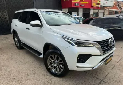 Toyota hilux sw4 srx 7 lugares 4x4 2.8 tdi diesel aut  2020/2021