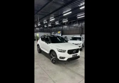 Volvo xc40 t-5 r-design 2.0 252cv awd  - branca - 2018/2019