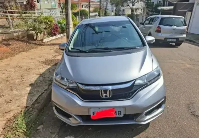 Fit personal aut  2018 80 mil km r$ 82.900 