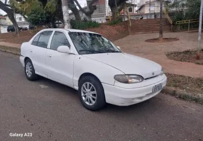 Hyundai accent  gls 1995 