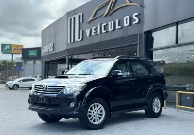 Toyota sw4 sw4 3.0 sw4 srv d4-d 4x4 tdi dies. aut