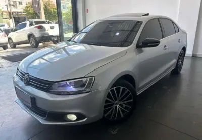 Volkswagen jetta 2011 2.0 tsi highline 200cv gasolina 4p tiptronic