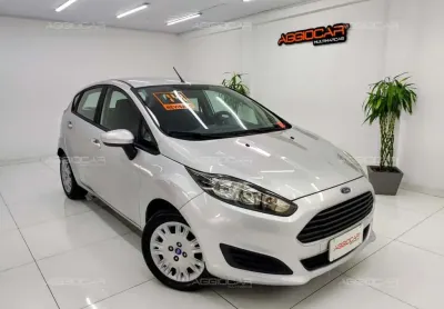 Ford new fiesta s hatch 1.5 flex manual 2014
