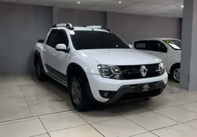 Renault duster oroch 2017 2.0 16v flex dynamique 4p automático