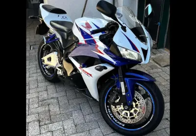 Honda cbr 600-rr 2011