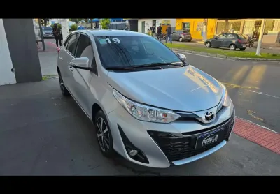 Yaris hatch xs 1.5 automático