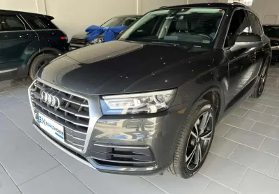 Audi q5 ambiente quattro tiptronic 2.0 tfsi 16v aut. 2018