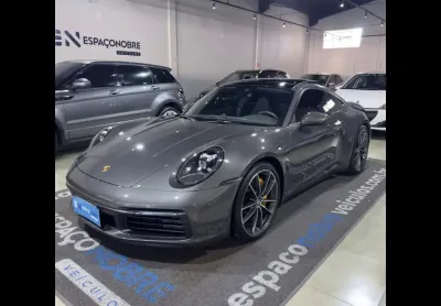 Porsche 911 carrera 2021