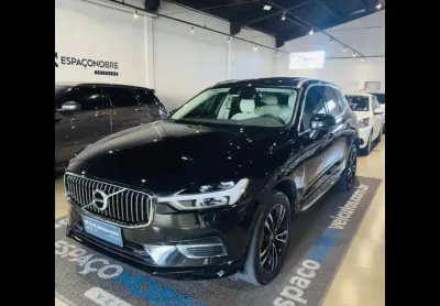 Volvo xc60 t8 momentum 2021