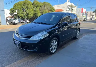 Nissan tiida 18s flex 2013
