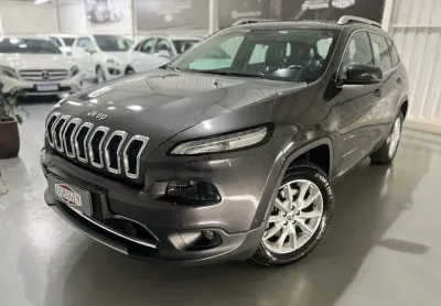 Jeep cherokee limited 3.2 4x4 v6 aut.