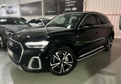 AUDI Q5 S-Line Black 2.0 TFSI Quat. S-Tronic