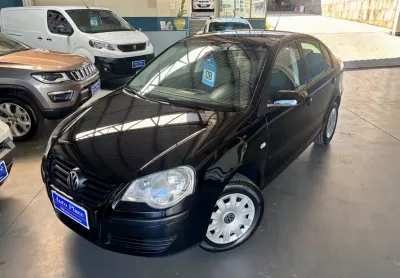 Vw polo sedan 1.6 impecável! 