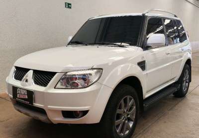 Pajero tr4 2.0 flex completo 2013