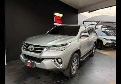 Toyota hilux sw4 2.7 srv 4x2 16v
