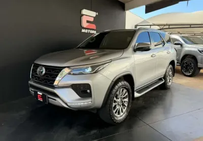 Toyota hilux sw4 2.8 srx diamond 4x4 turbo