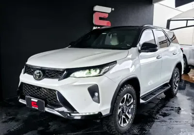 Toyota hilux sw4 2.8 srx diamond 4x4 turbo