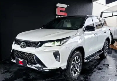 Toyota hilux sw4 2.8 srx diamond 4x4 turbo